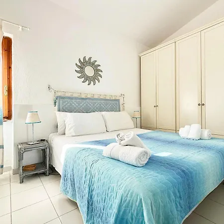 Apartamento Laureliving Ginestre S Villaggio Piras